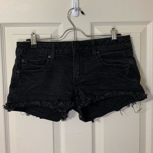 LOW RISE Black AE Shorts